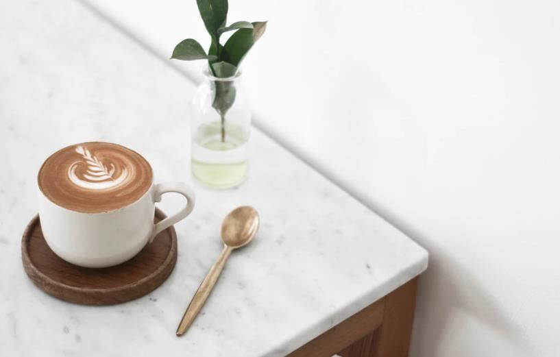 蓝蝴蝶拿铁：咖啡心语2的新飞翔