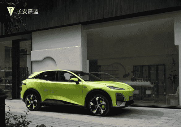 长安深蓝S7:超感驾趣电动SUV即将开启交付
