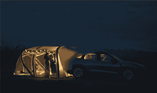 蔚来发布全新天穹车尾帐,满足露营需求