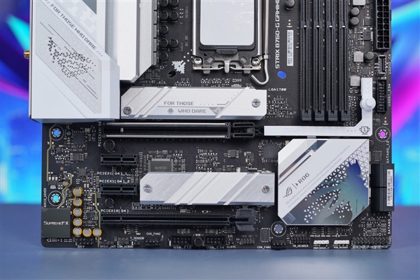 银白装甲!华硕ROG STRIX B760-G GAMING WIFI D4小吹雪主板图赏