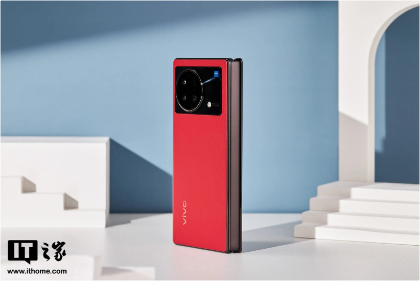 vivo X Fold 2 折叠屏曝光:搭载骁龙 8 Gen 2 芯片,采用 2K 大屏 + 双超声波屏下指纹