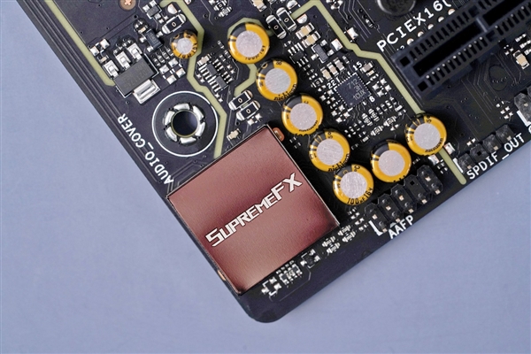 银白装甲!华硕ROG STRIX B760-G GAMING WIFI D4小吹雪主板图赏