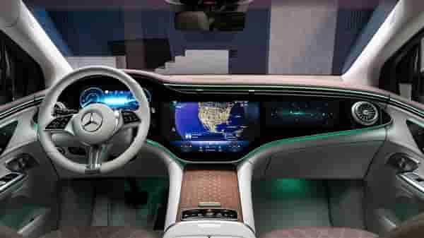 最远跑590公里 奔驰EQE SUV正式亮相:买它特斯拉销售不敢嘲讽