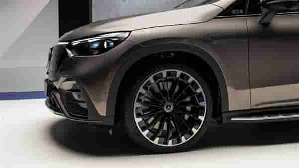 最远跑590公里 奔驰EQE SUV正式亮相:买它特斯拉销售不敢嘲讽