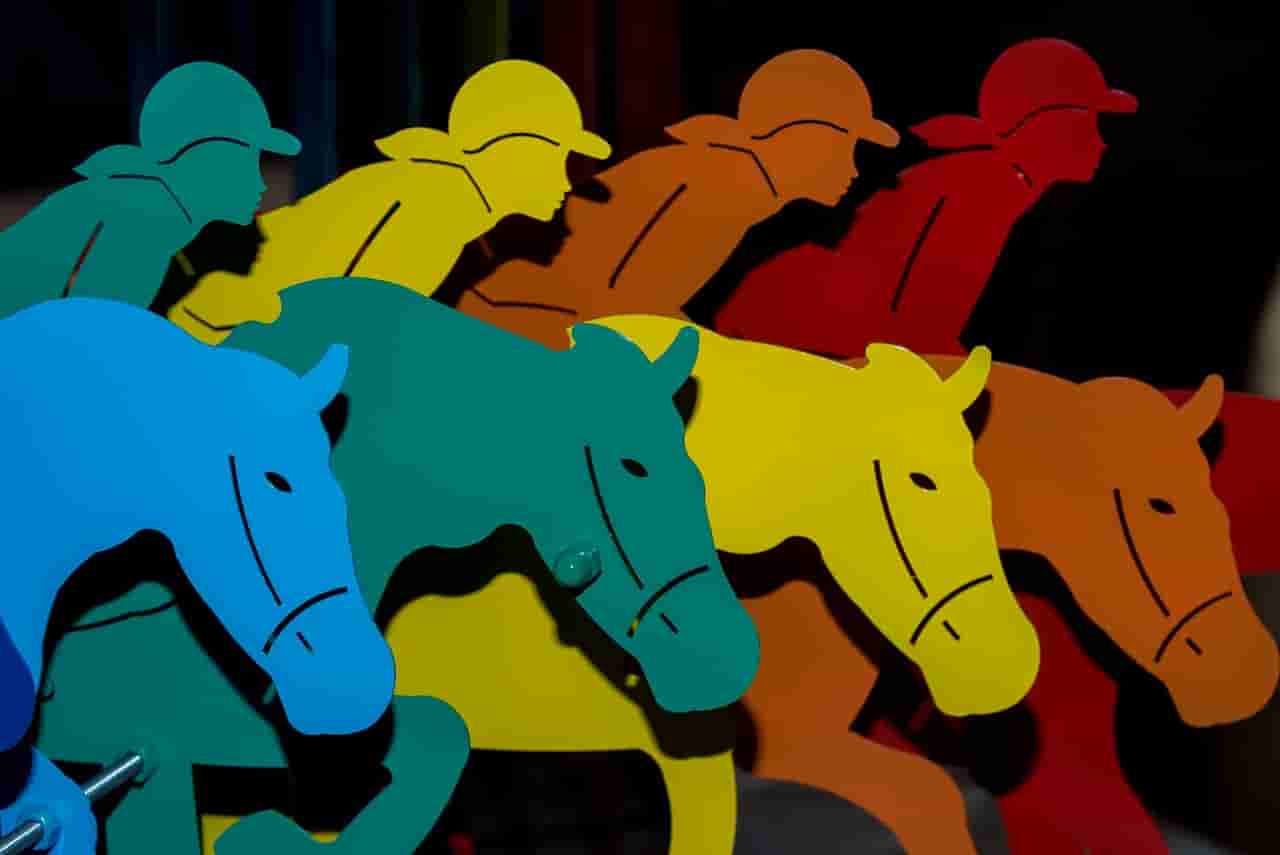 探索瓦洛兰的奇幻之旅，勇闯五大学院与英雄的崛起