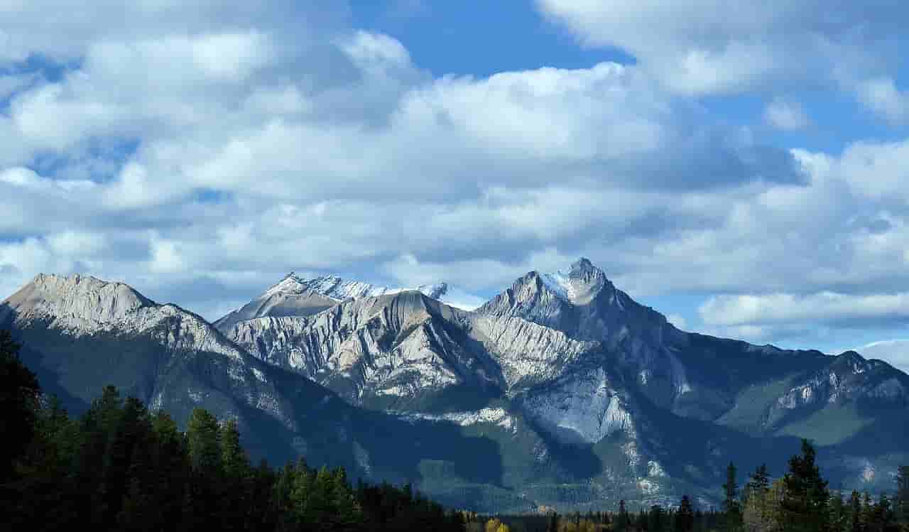 哀牢山景区发布安全警示，守护每一位游客的安全