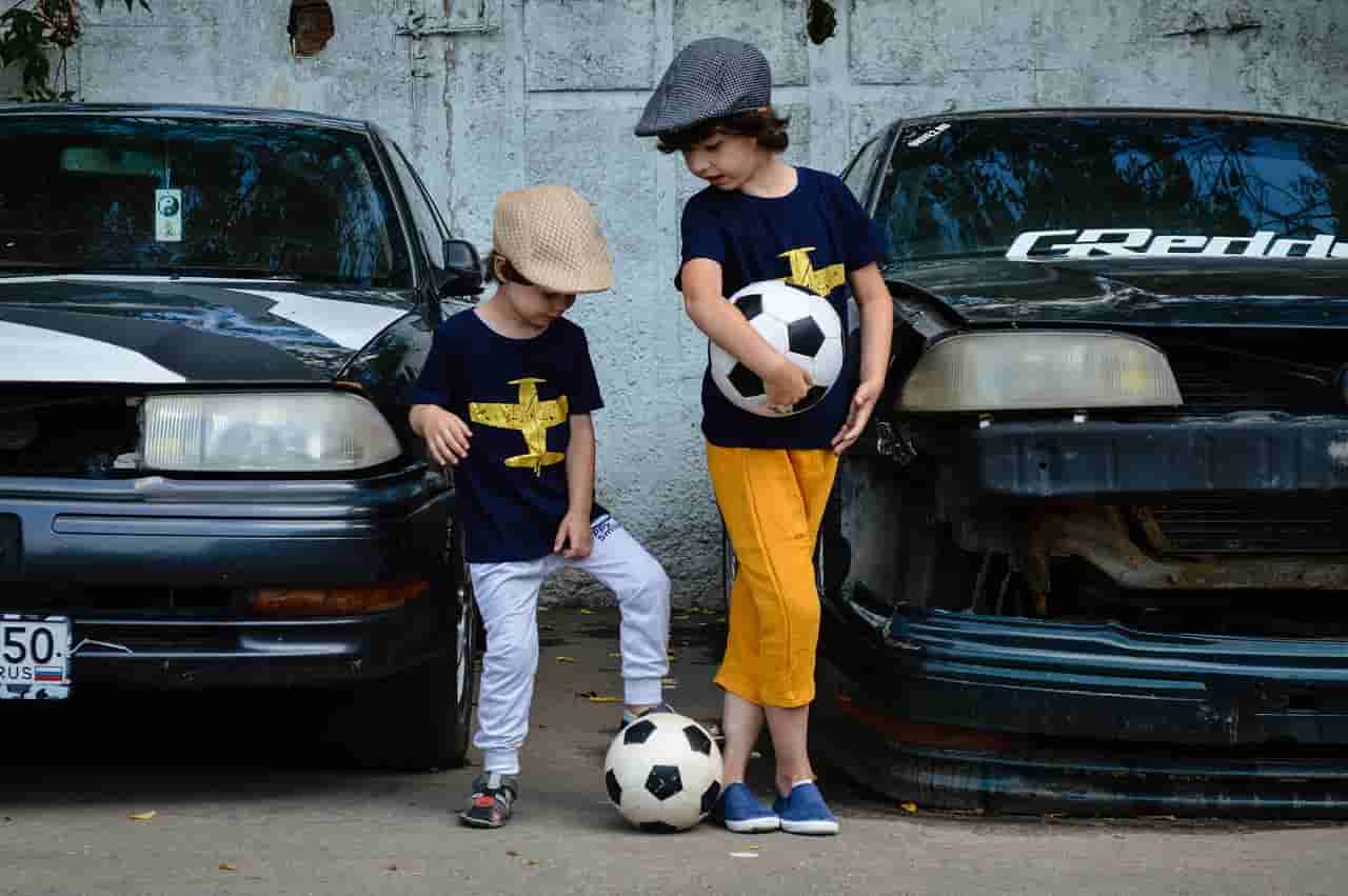 河南7岁男童遭男子暴力袭击,生命垂危进ICU 河南7岁男童遭男子暴力袭击,生命垂危进ICU