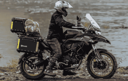 贝纳利TRK552X全新升级，ADV造型搭配强劲动力，竞争力再升级！