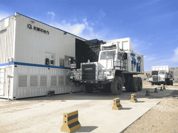 内蒙古矿区新风貌：30台无人驾驶电动