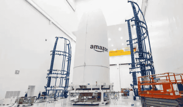 亚马逊“柯伊伯计划”启航！首批27颗互联网卫星即将升空挑战SpaceX