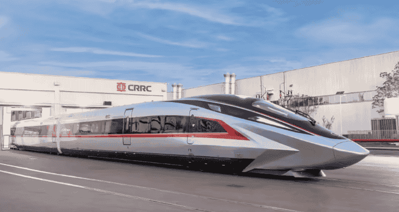 中国中车2024财报亮点：营收增长，高铁技术领跑，新能源机车下线
