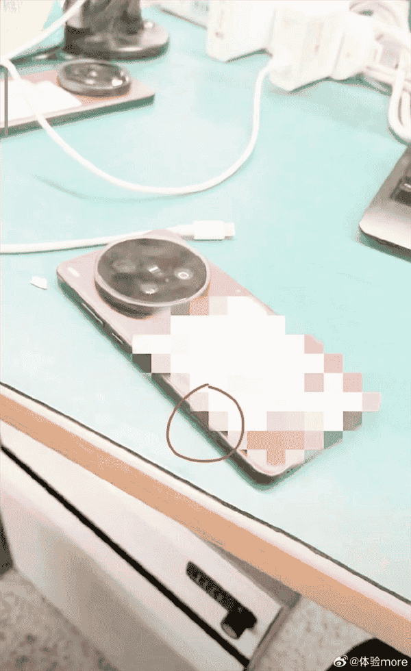 vivo X200 Ultra曝光：侧边拍照键抢镜，三摄方案能否超越iPhone？