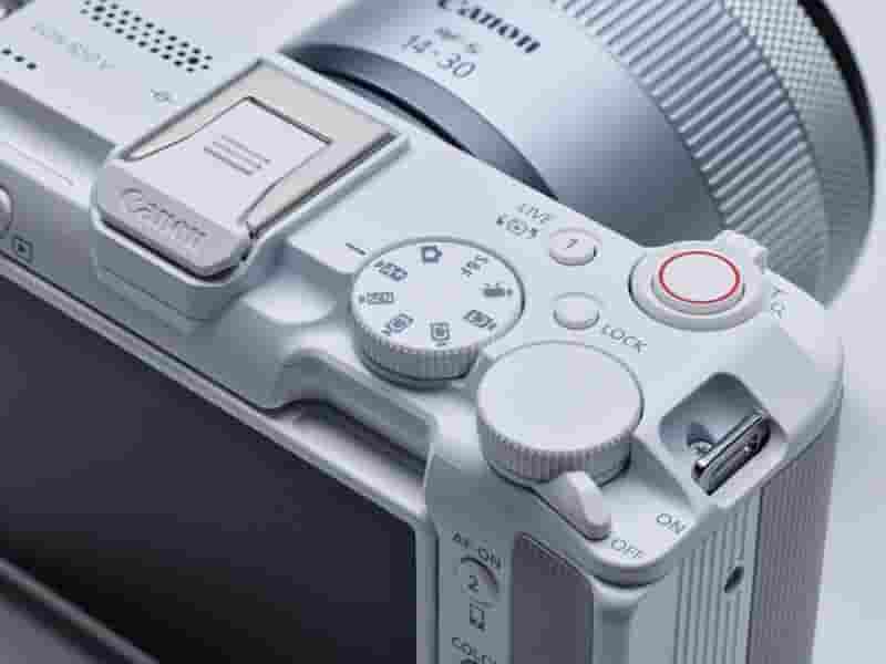 佳能EOS R50V专为Vlog而生,轻量设计单机仅售4799元