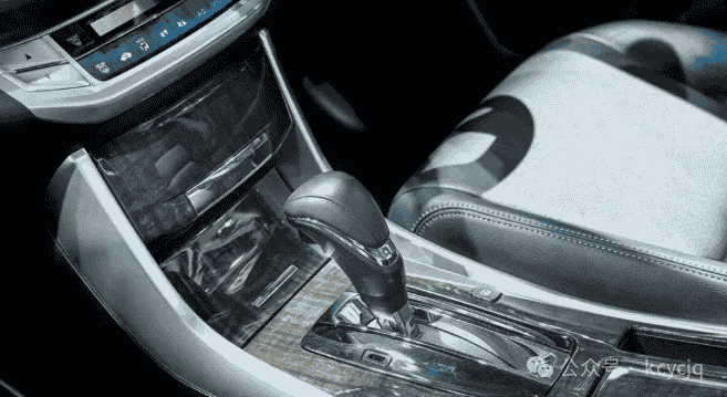 S挡高速全程开的秘密：老司机为何偏爱它？这些好处你不可不知！