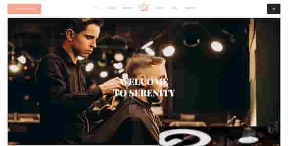 网站设计中的色彩搭配与卡片翻转效果的协同作用