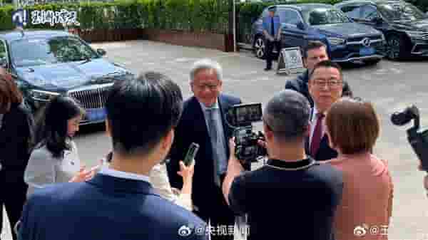 英伟达CEO黄仁勋再访北京，强调中国