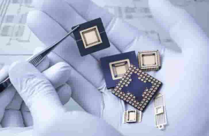 国产芯片产量增速放缓，前两月仅增4.4%，国产芯片之路何在？