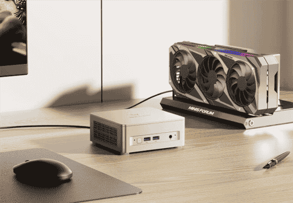 铭凡UM880 Plus迷你主机来袭，锐龙7 