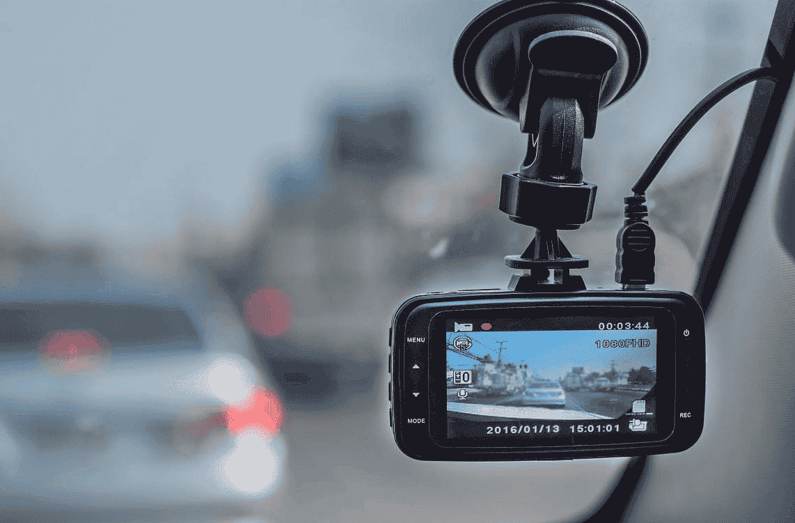 行车记录仪安装需谨慎,别让“神器”变扣分陷阱!