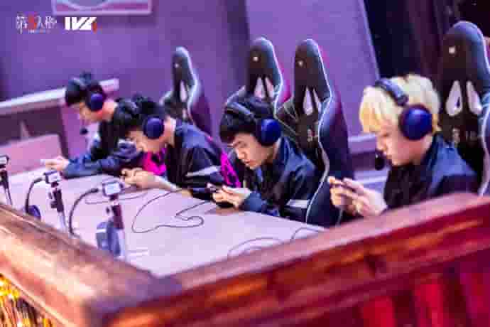 1640231312567939.jpg 图片1:(图源:微博 @第五人格赛事).jpg