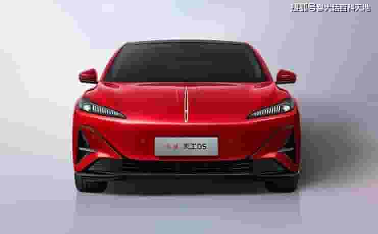 红旗天工05：国潮科技融合，白领丽人的品质出行新选择！