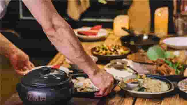 云海肴数字化转型新篇章：合思档案如何解决连锁餐饮档案管理难题？