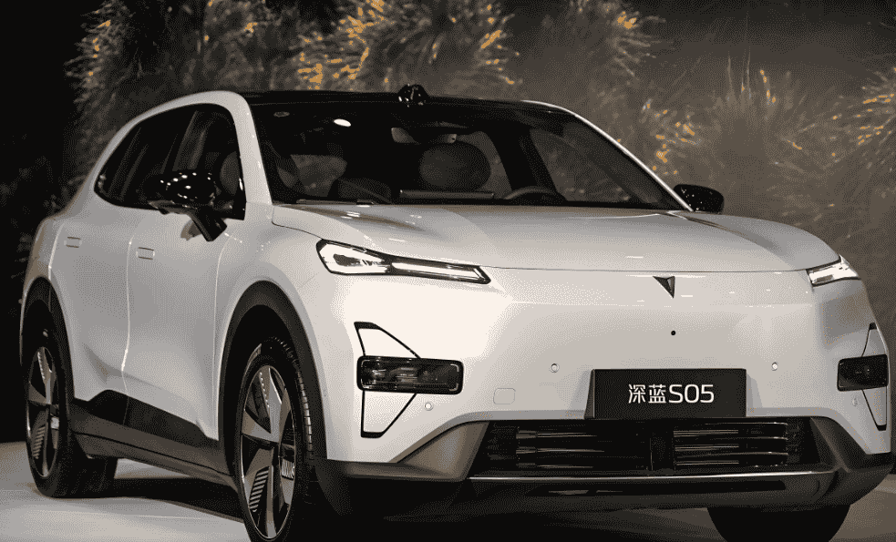 “绿牌特权”取消在即,燃油车主为何乐不起来?