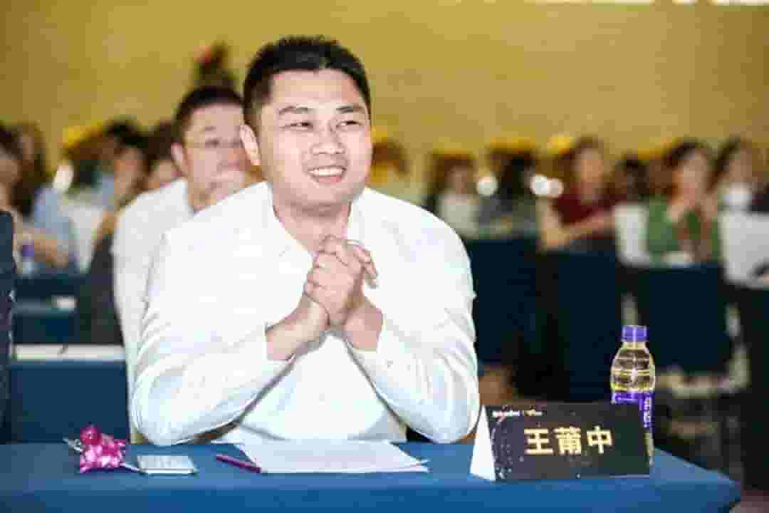 美团京东竞相为骑手缴社保，行业标杆树立进行时？