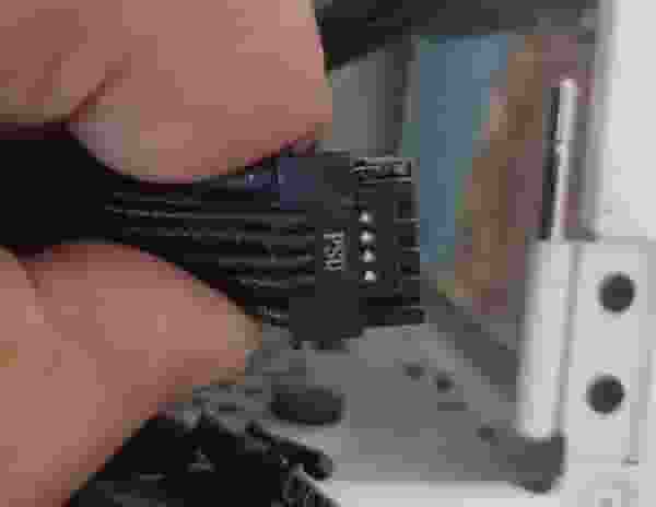 RTX 5080显卡也遭烧毁？原装电源线安全引关注