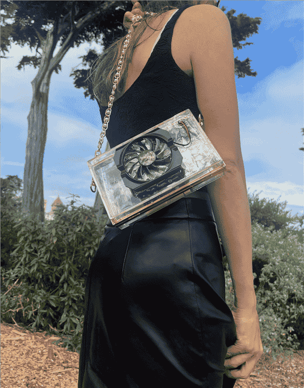 GPU变身高奢背包！H100版售价超47万，下一个目标会是谁？