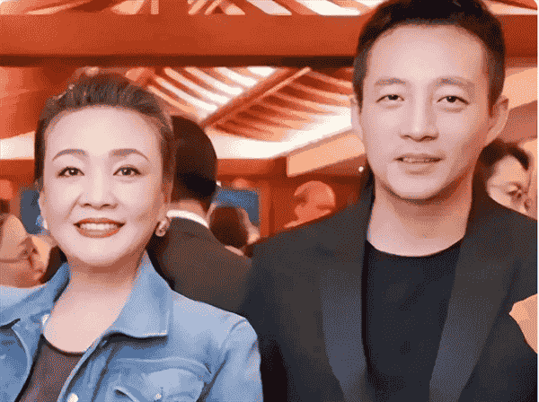 张兰汪小菲抖音遭封禁，麻六记线下营