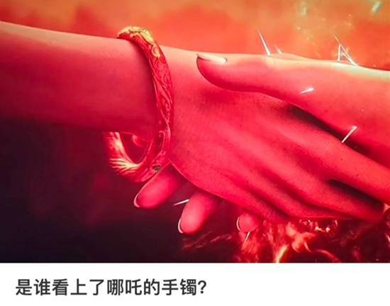 哪吒手镯火爆市场，五年前入手金饰如今价值翻倍！