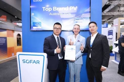 首航新能澳洲能源展再获殊荣，全球化战略添彩光伏领域