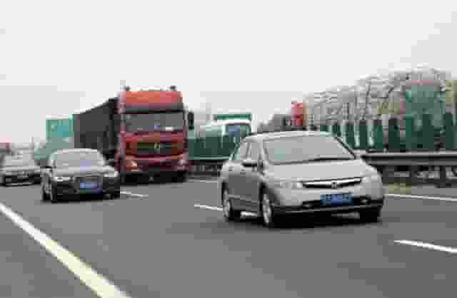 大车司机连续驾驶四小时不疲惫?小车司机如何提升长途驾驶耐力?