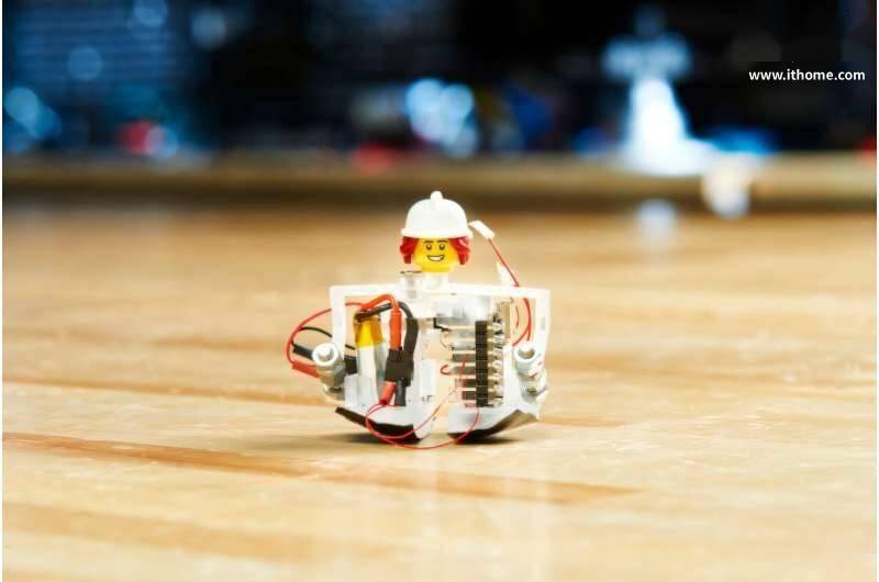 微小却强大！卡内基梅隆大学研发出独立双足机器人“Zippy”