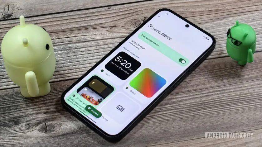 安卓16新升级：直立充电自动屏保，解锁