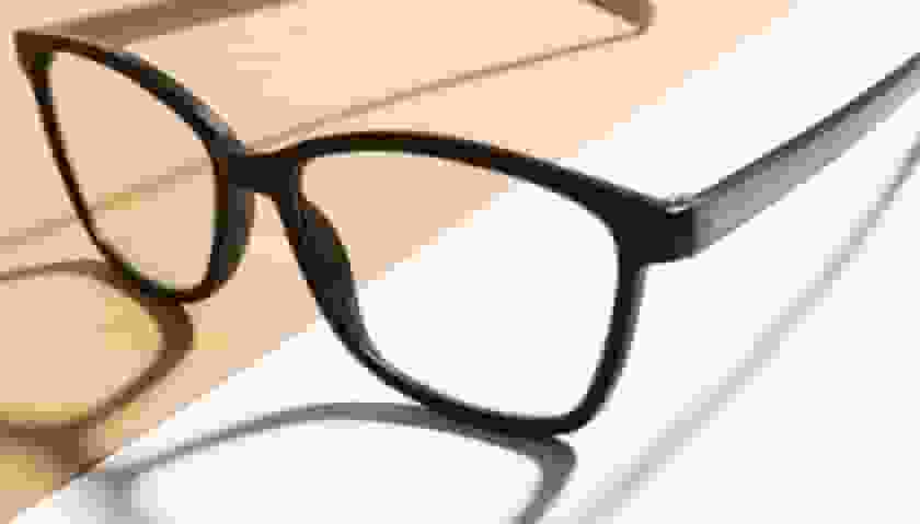 镜片品牌官网设计能够提高用户转化率,促进品牌的长期发展