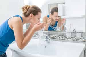 脸上长斑了怎么治疗