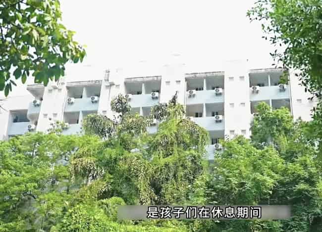 <a href=https://www.kengniao.com/e/search/result/?searchid=52 target=_blank class=infotextkey>重庆</a>新东方高考复读学校 <a href=https://www.kengniao.com/e/search/result/?searchid=52 target=_blank class=infotextkey>重庆</a>新东方高考复读学校