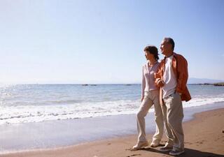 老年人<a href=https://www.kengniao.com/e/search/result/?searchid=51 target=_blank class=infotextkey>网站</a>建设