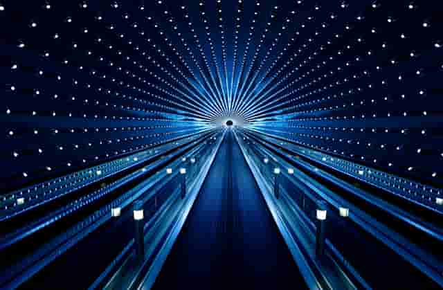 Challenger：2025年前7月美国AI致1万