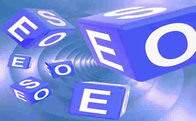 在互联网的海洋中，企业只有通过seo优化，才有希望让客户主动上