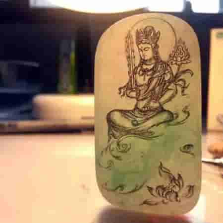 想定做翡翠或者和田玉挂件，有没有好的方法途径？