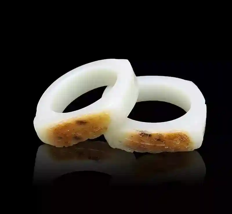 籽料不带皮，神仙也难断，多这一层“皮