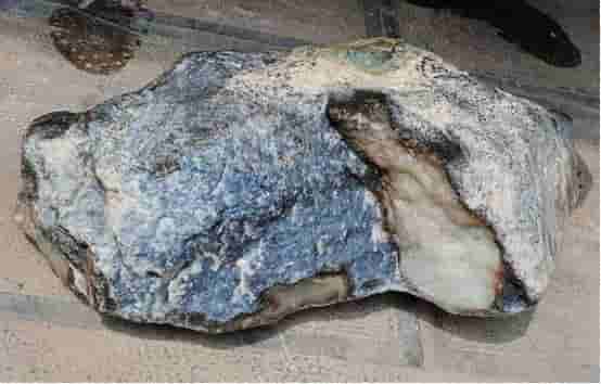 和田玉中最大的黑马——俄罗斯黑皮