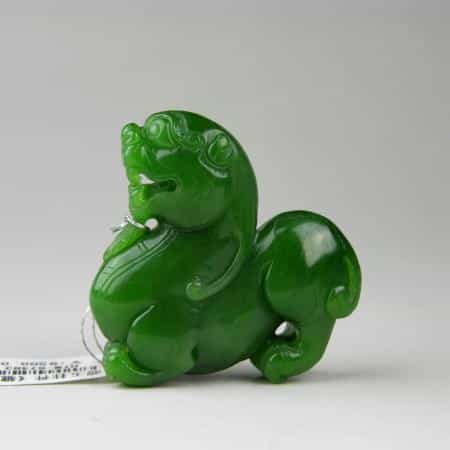 长期戴“玉貔貅”的人容易发财？信不信由你，反正我信！