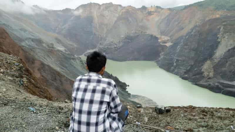 缅甸玉矿的翡翠血泪： BBC记者走访塌方特大事故现场