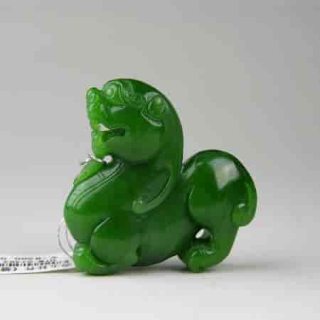 长期戴“玉貔貅”的人容易发财？信不信由你，反正我信！