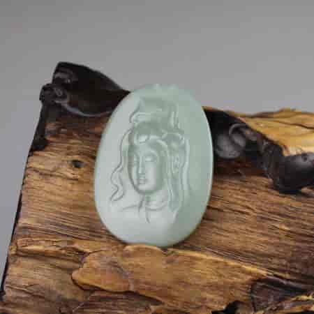 为什么人们普遍觉得玉石很贵？