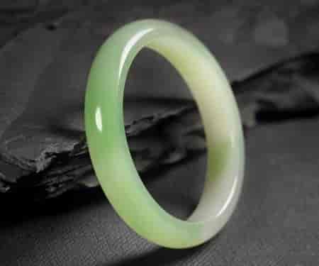 五大理由告诉你为什么要修玉镯？